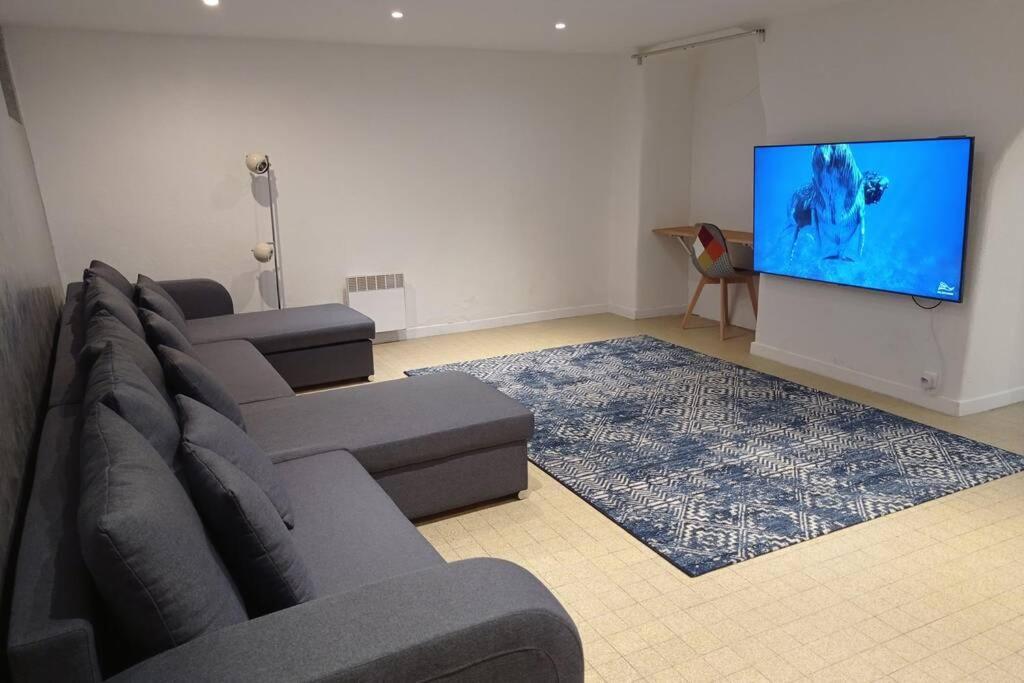 Charming And Modern Cave In The Heart Of The Port Apartment Nice Bagian luar foto