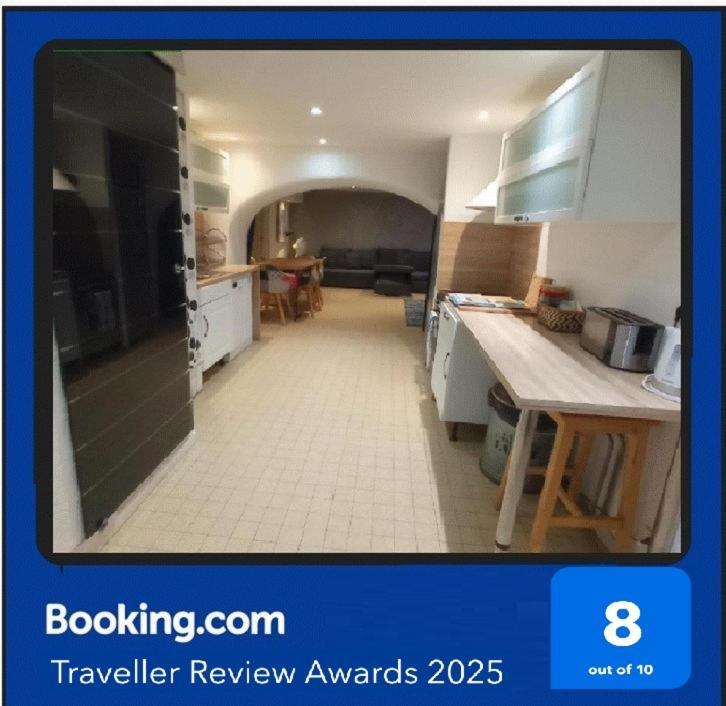 Charming And Modern Cave In The Heart Of The Port Apartment Nice Bagian luar foto